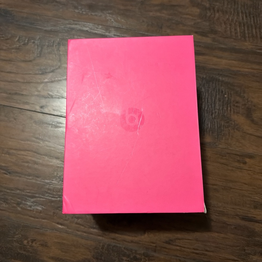 Beats by Dre Over-Ear Headphones - Pink